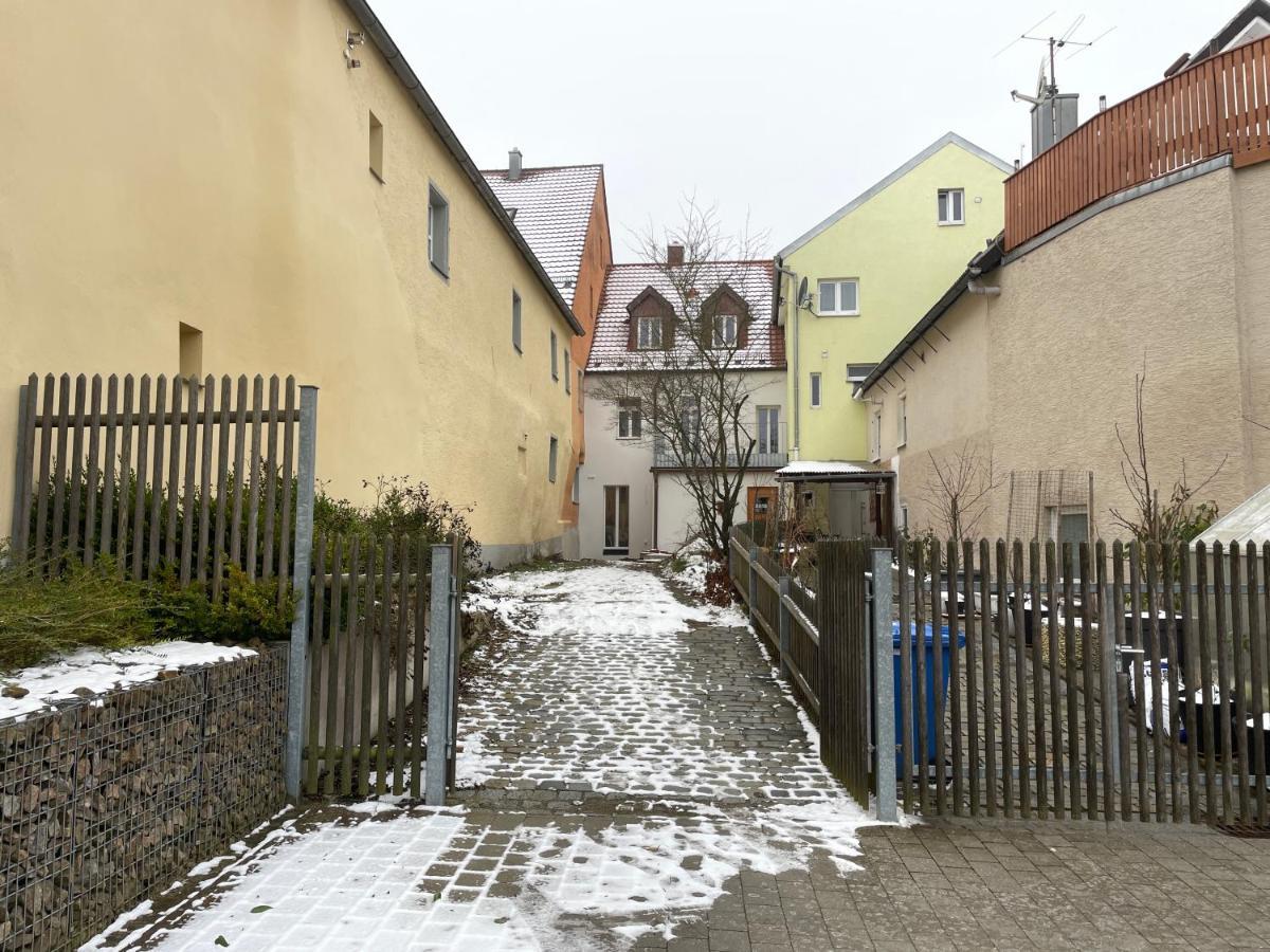 Voh Studio Mitten In Vohenstrauss, Smart-Tv, Parkplatz Екстериор снимка
